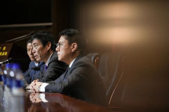 精品国内自产拍在线视频